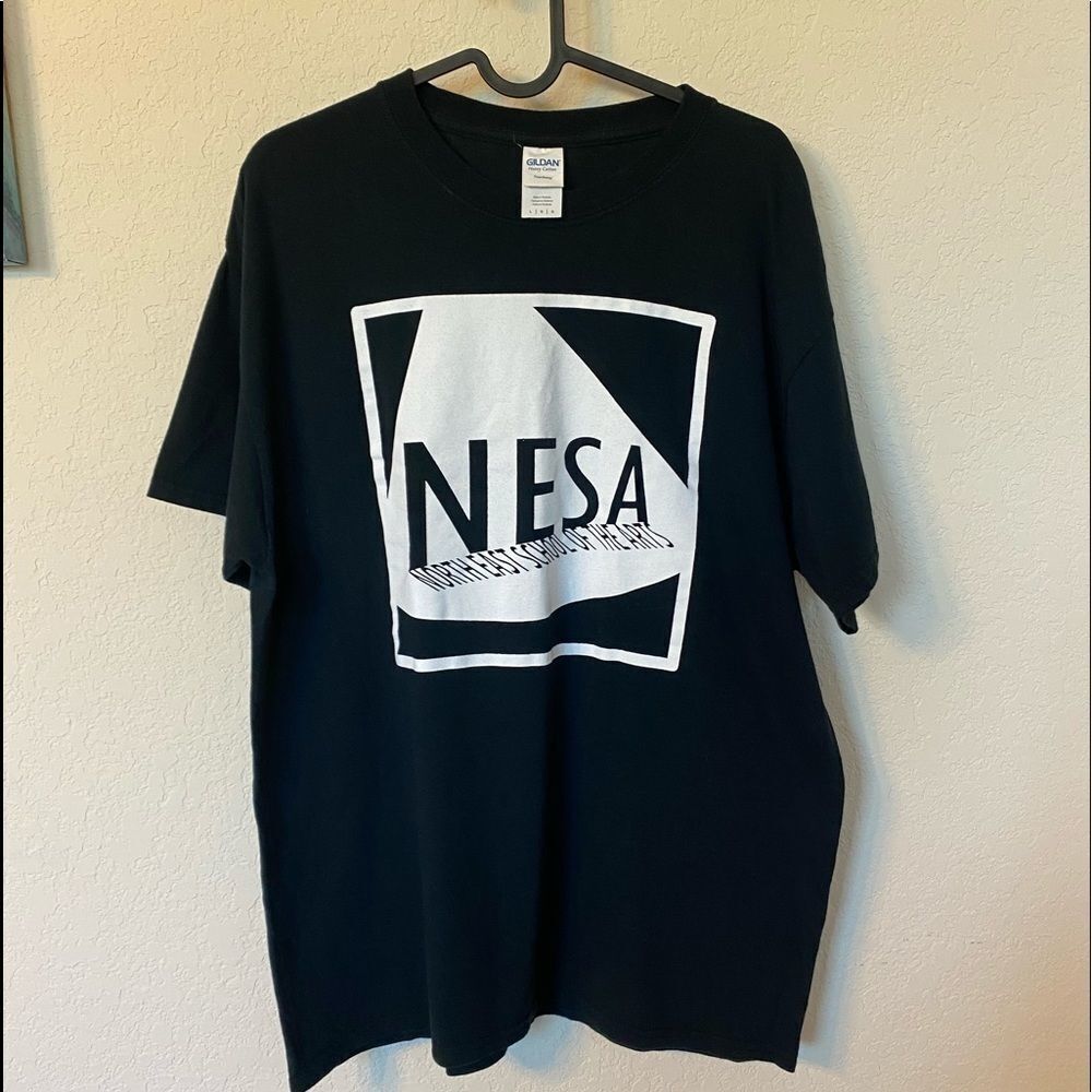 ❤️NESA T-shirt